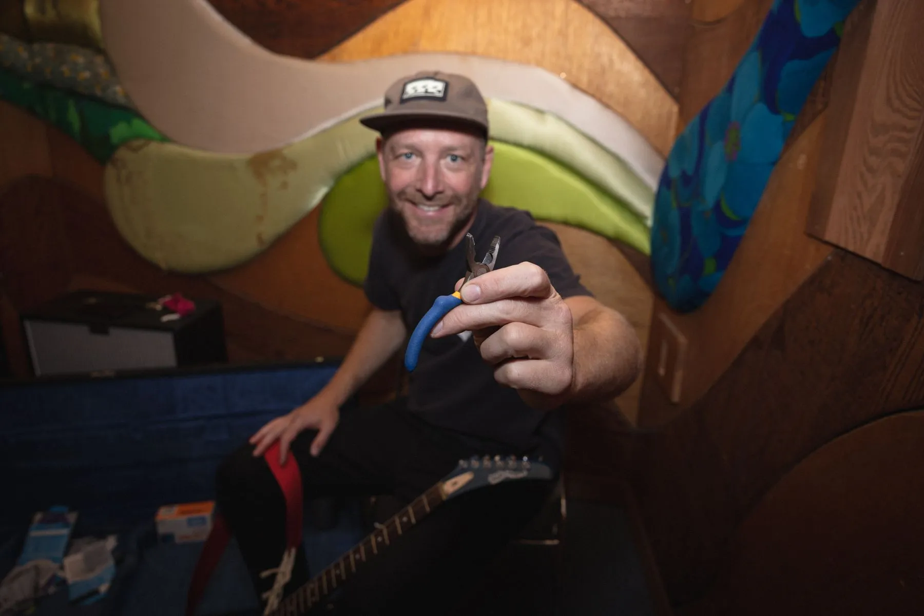 Guitar in the painted booth